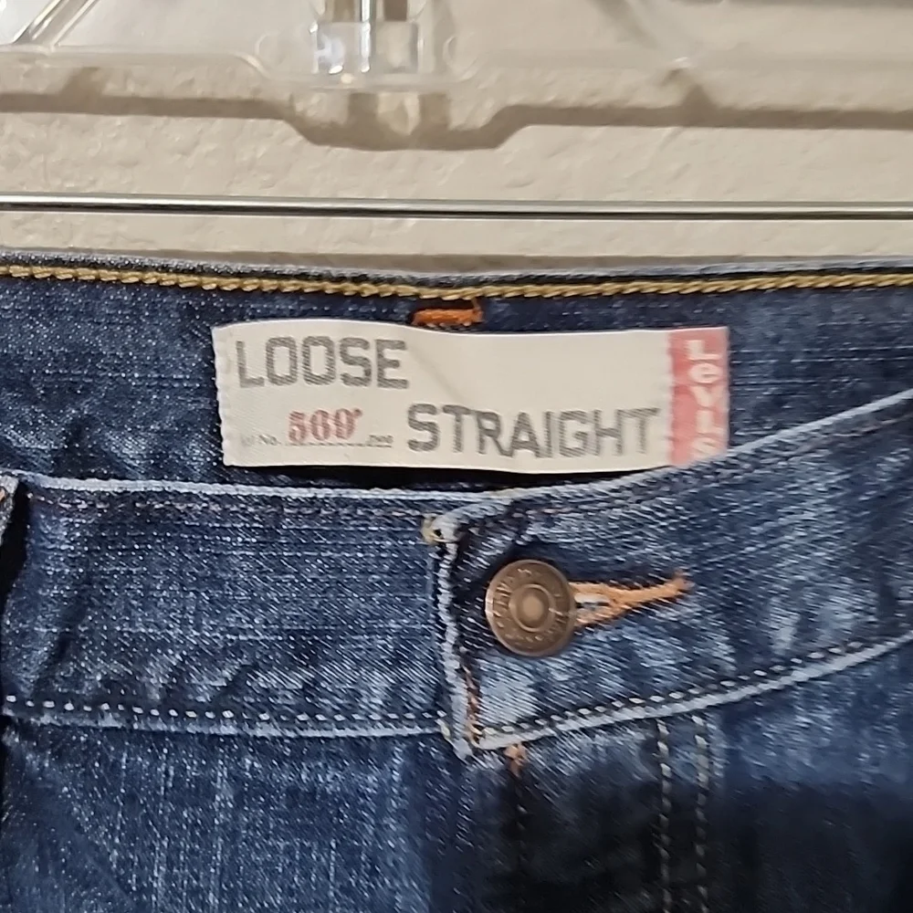 Levis 569 Jeans Mens 569 Size 36 X 32 loose straight